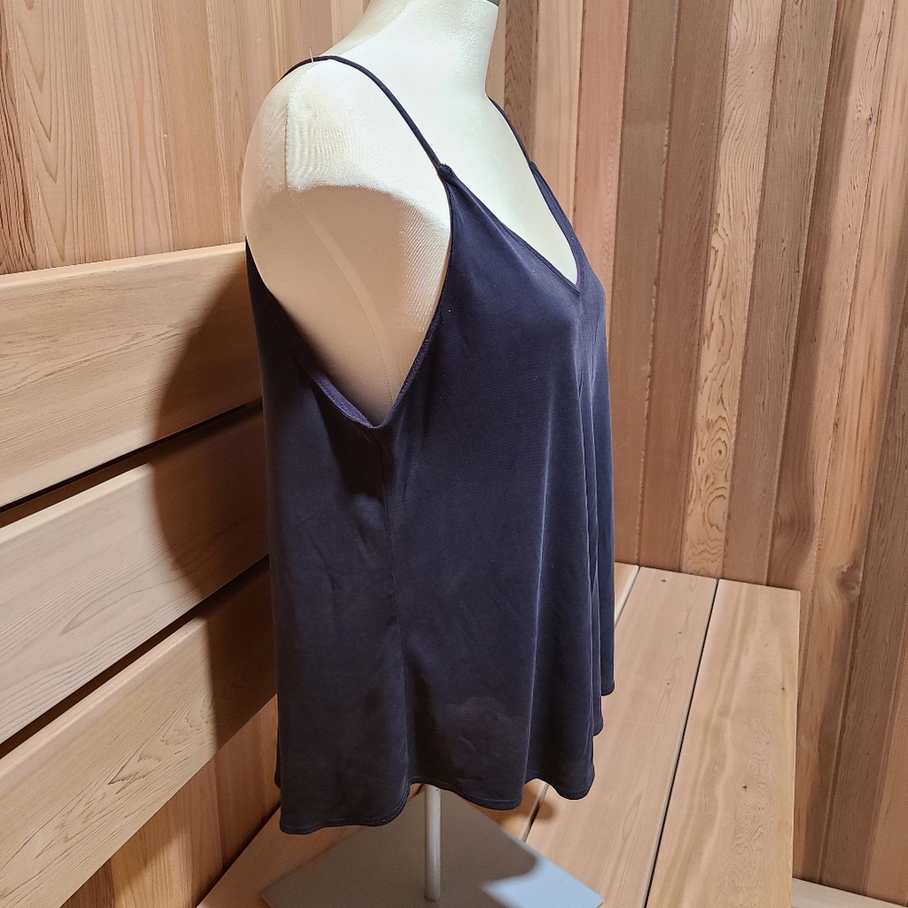 Talula Camisole tops/size L - Picture 2 of 8